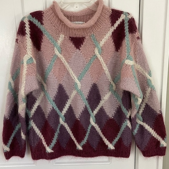 VINTAGE 80’s Argyle Design Mohair Blend Sweater Size Medium Retro Warm - Picture 1 of 12